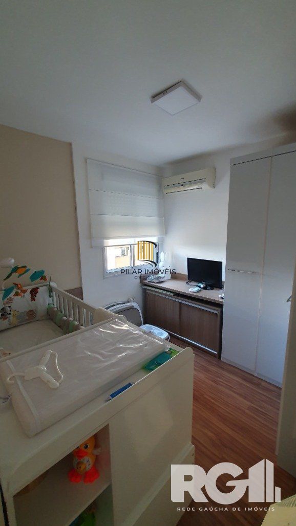Apartamento 3 dormitórios no bairro Vila Ipiranga