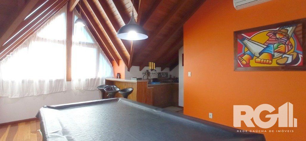 Casa 5 dormitórios no bairro Jardim Itu