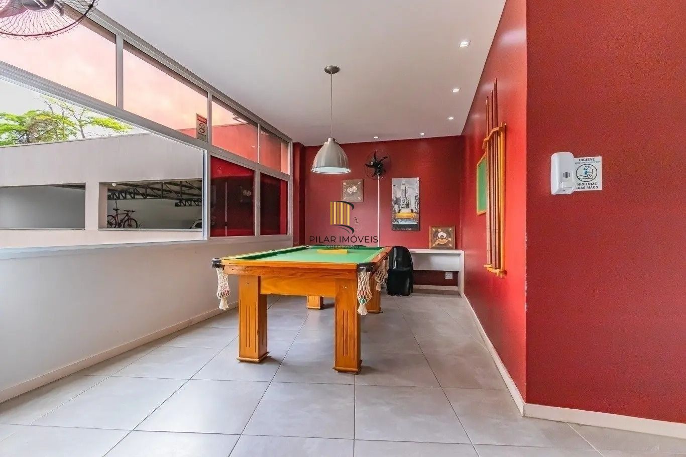 Apartamento mobiliado com 3 dormitórios panorâmica na Azenha em Porto Alegre