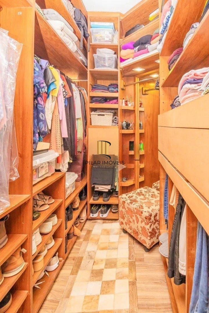 Garden de 178m² privativos, 3 dormitórios (1 suíte) e pátio no Rio Branco!