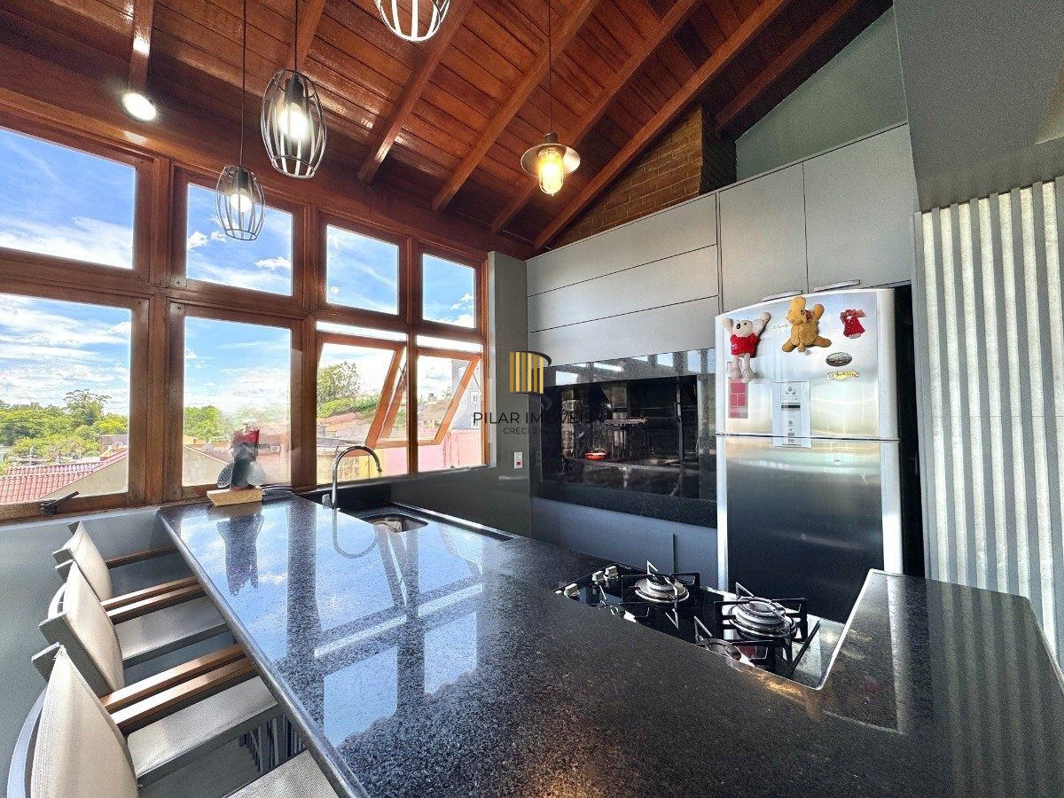 Cobertura 2 Dormitórios com Suíte, Piscina Privativa