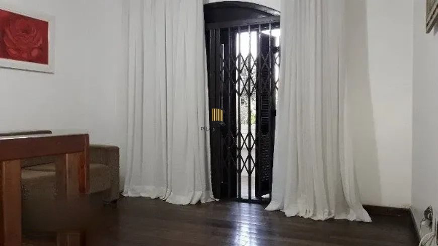 Casa 4 dormitórios no bairro Jardim Itu