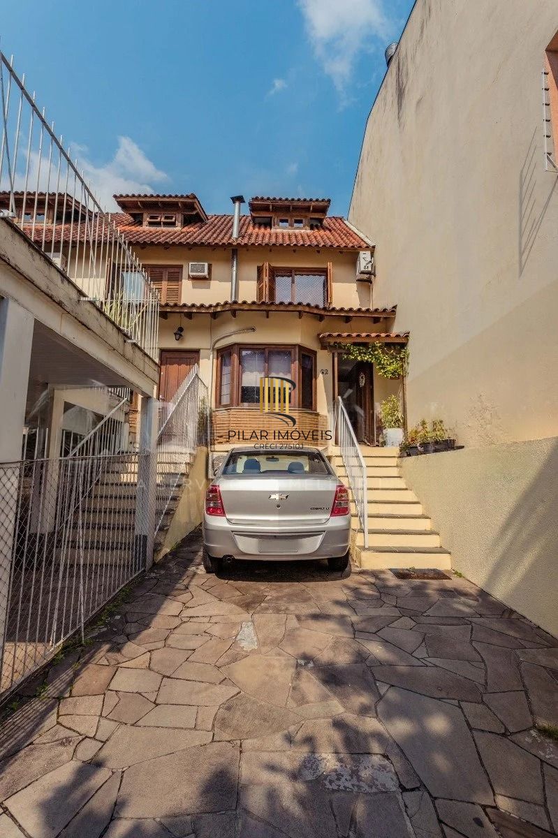 Casa 3 dormitórios no bairro Jardim Itu
