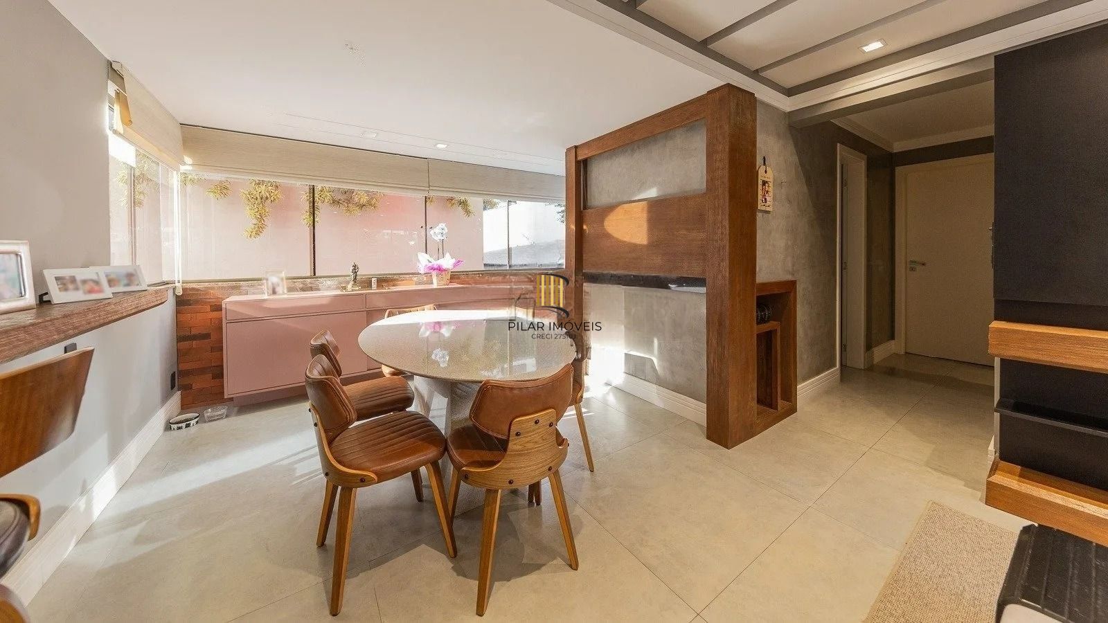Apartamento Garden 2 quartos, 1 suíte, 2 vagas, no bairro Petrópolis em Porto Alegre