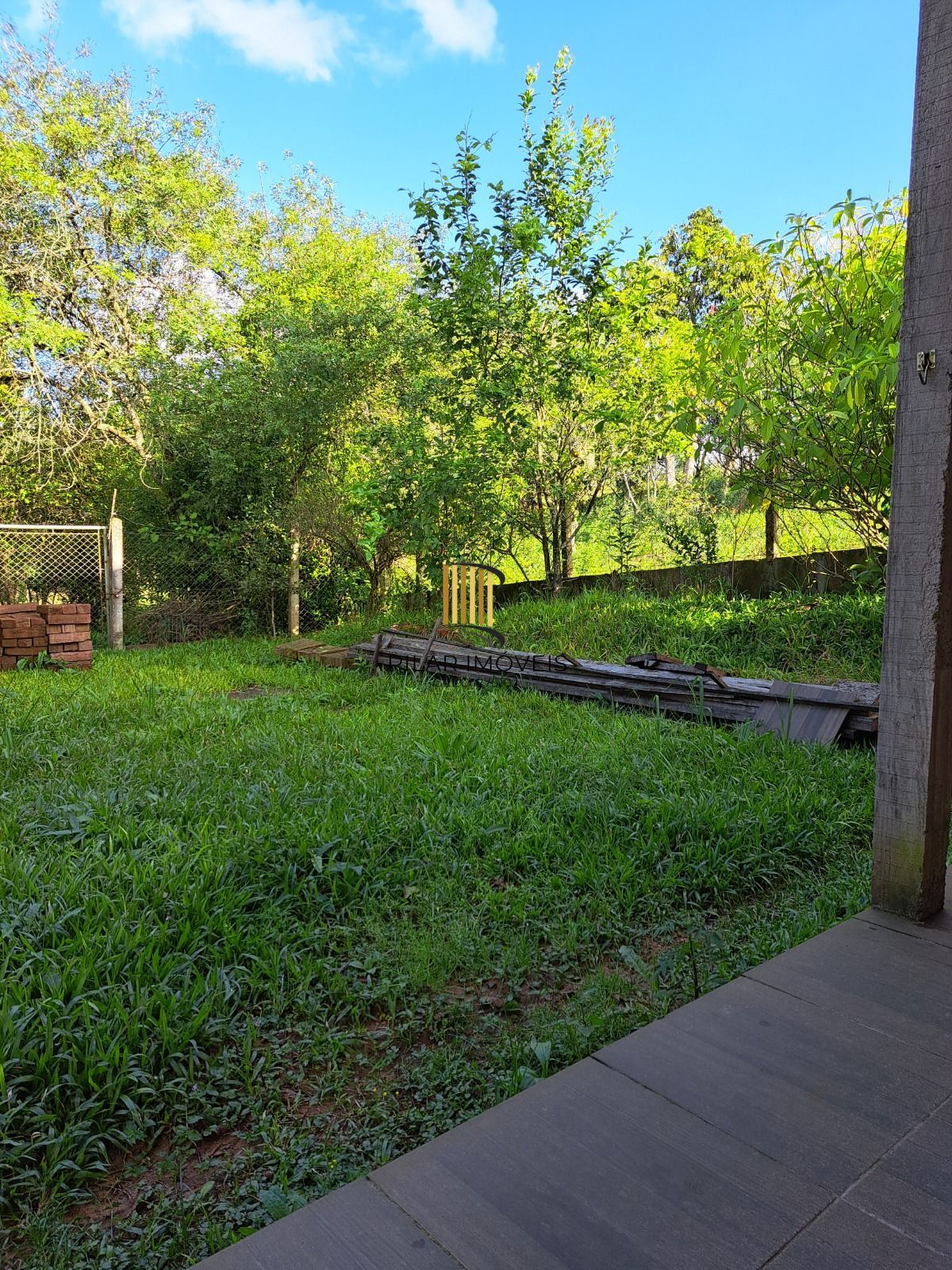 Sobrado 200m² privativos, 4 dormitórios 1 suíte e 2 vagas cobertas - Gravataí