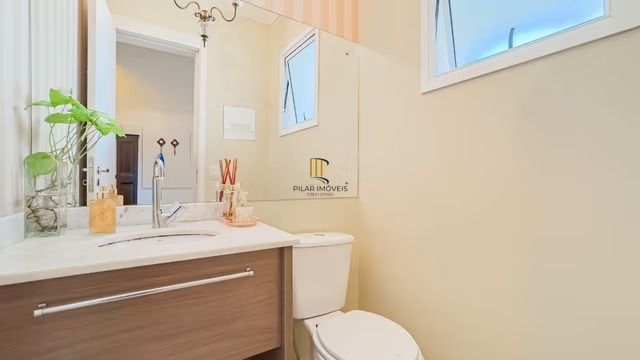 Casa em Condomínio com 4 quartos e 156m² patio amplo, Bairro Ecoville