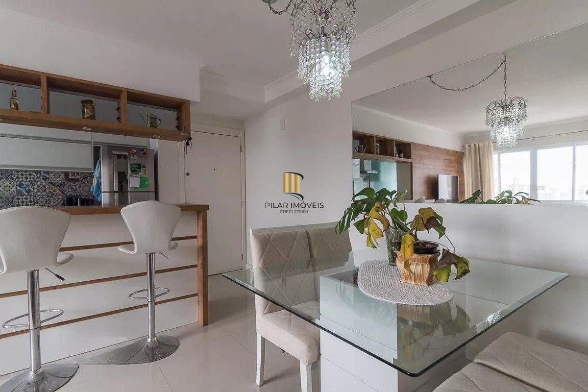 Apartamento 2 dormitórios semi mobiliado no Passo D'Areia