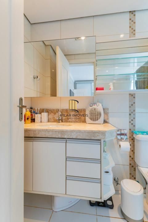 Apto 2 dorms c/ suíte, churrasqueira e 2 vagas no Passo da Areia