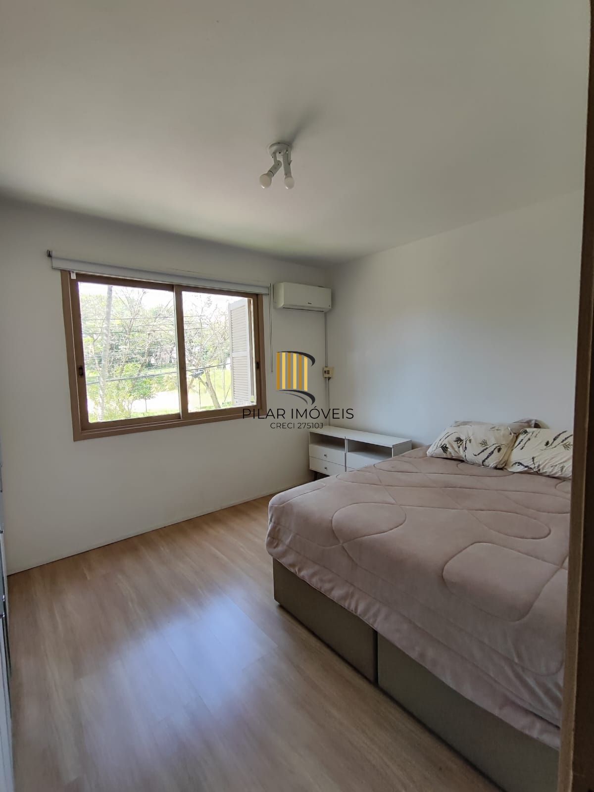 Apartamento mobiliado de 2 dormitórios Próximo da PUC