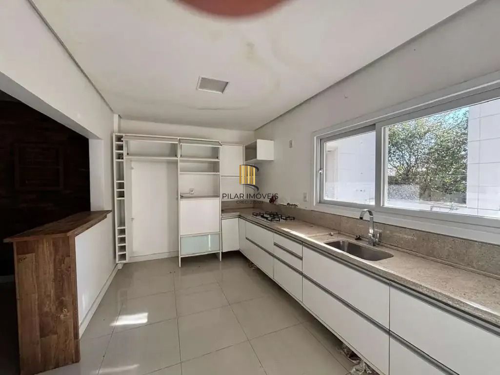 Casa com Vista Privilegiada e 2 Vagas no Jardim Floresta - Pilar Imóveis