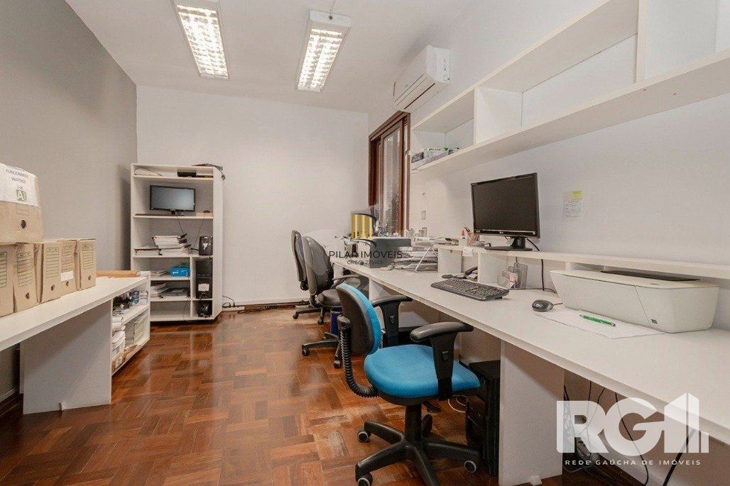 Casa 4 dormitórios no bairro Jardim Itu