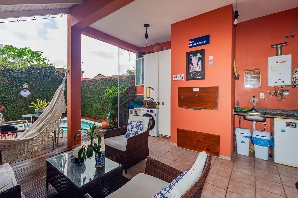 Casa 3 dormitórios no bairro Vila Ipiranga
