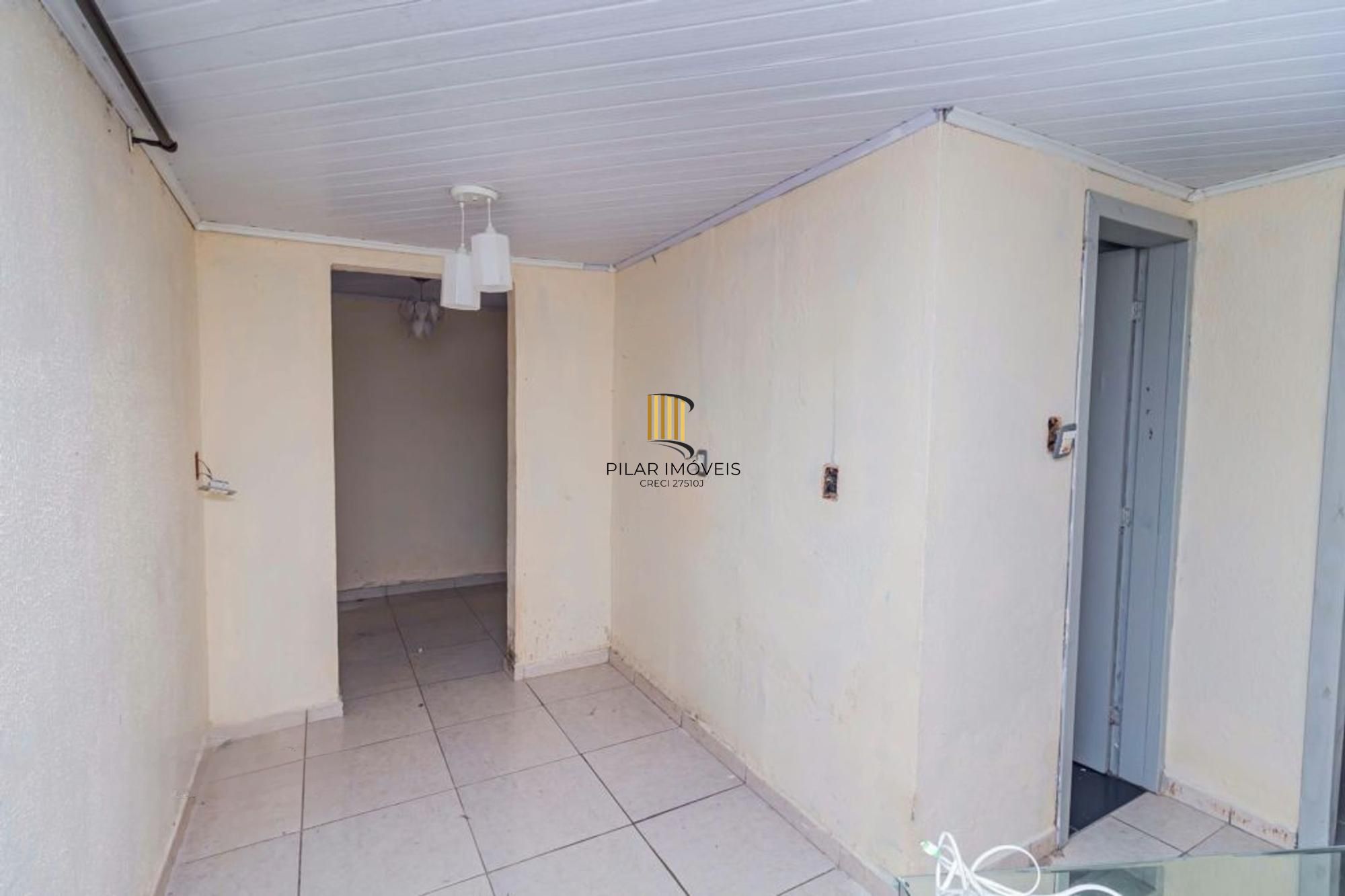 Casa 2 dormitórios no bairro Farrapos