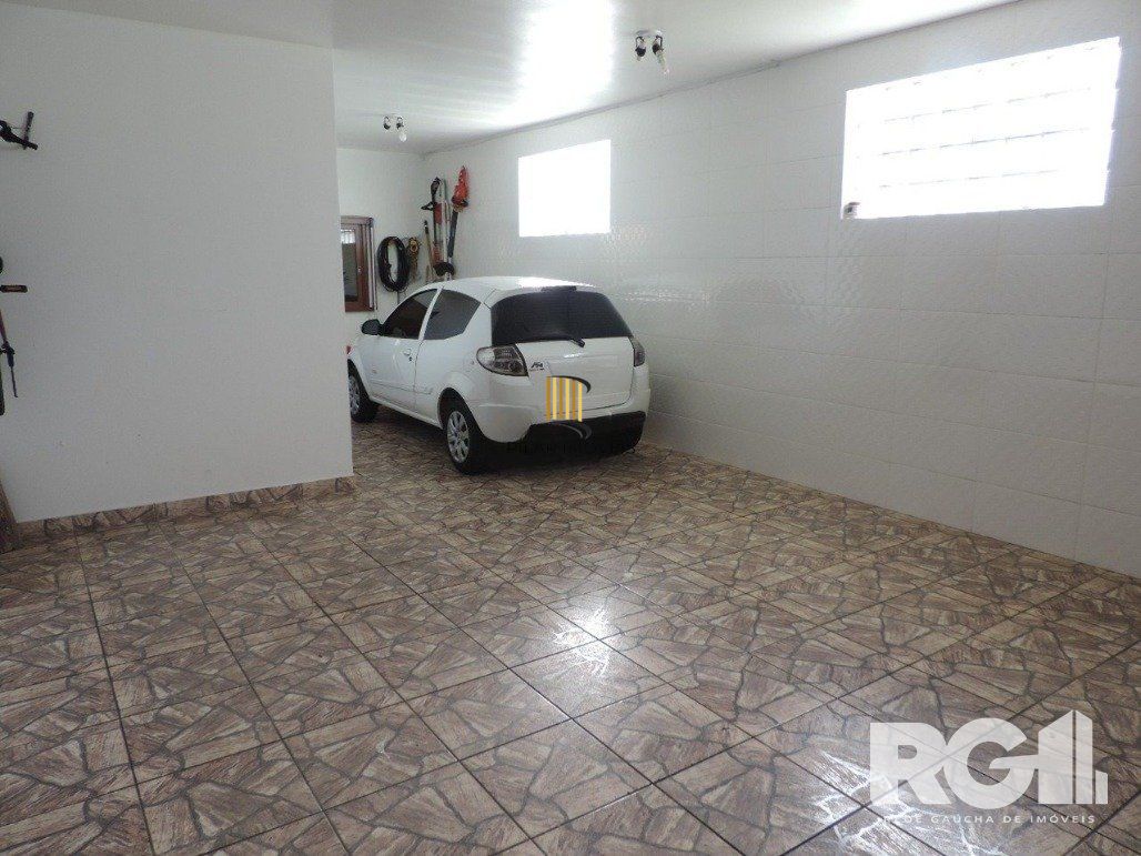 Casa 4 dormitórios no bairro Parque Santa Fé