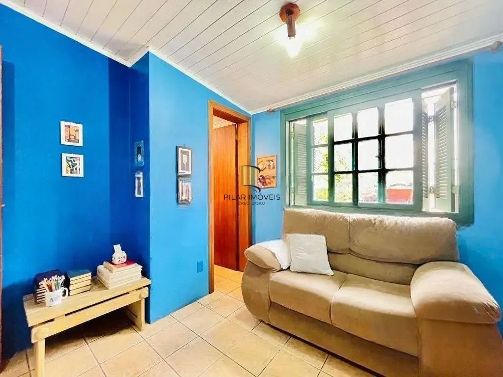 Casa térrea com 307m², 3 dormitórios, 2 suítes, 3 vagas.