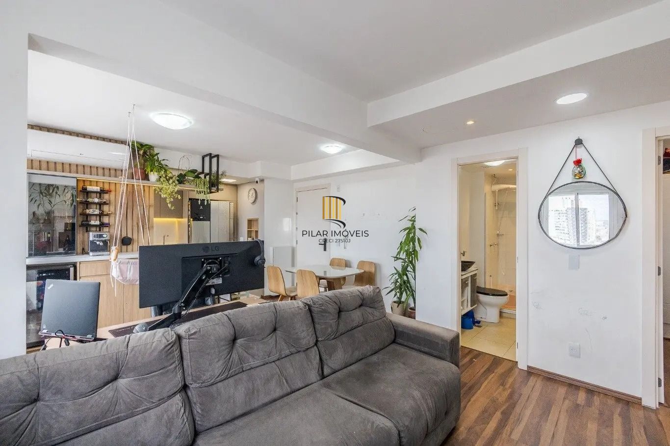 Apartamento mobiliado com 3 dormitórios panorâmica na Azenha em Porto Alegre
