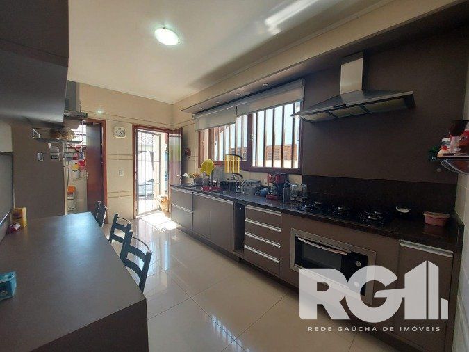 Casa 4 dormitórios no bairro Jardim Itu