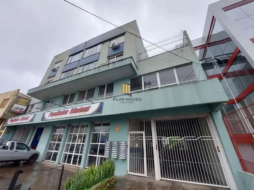 Apartamento 2 dorm com sacada, Mobiliado 1 vaga coberta Porto Alegre