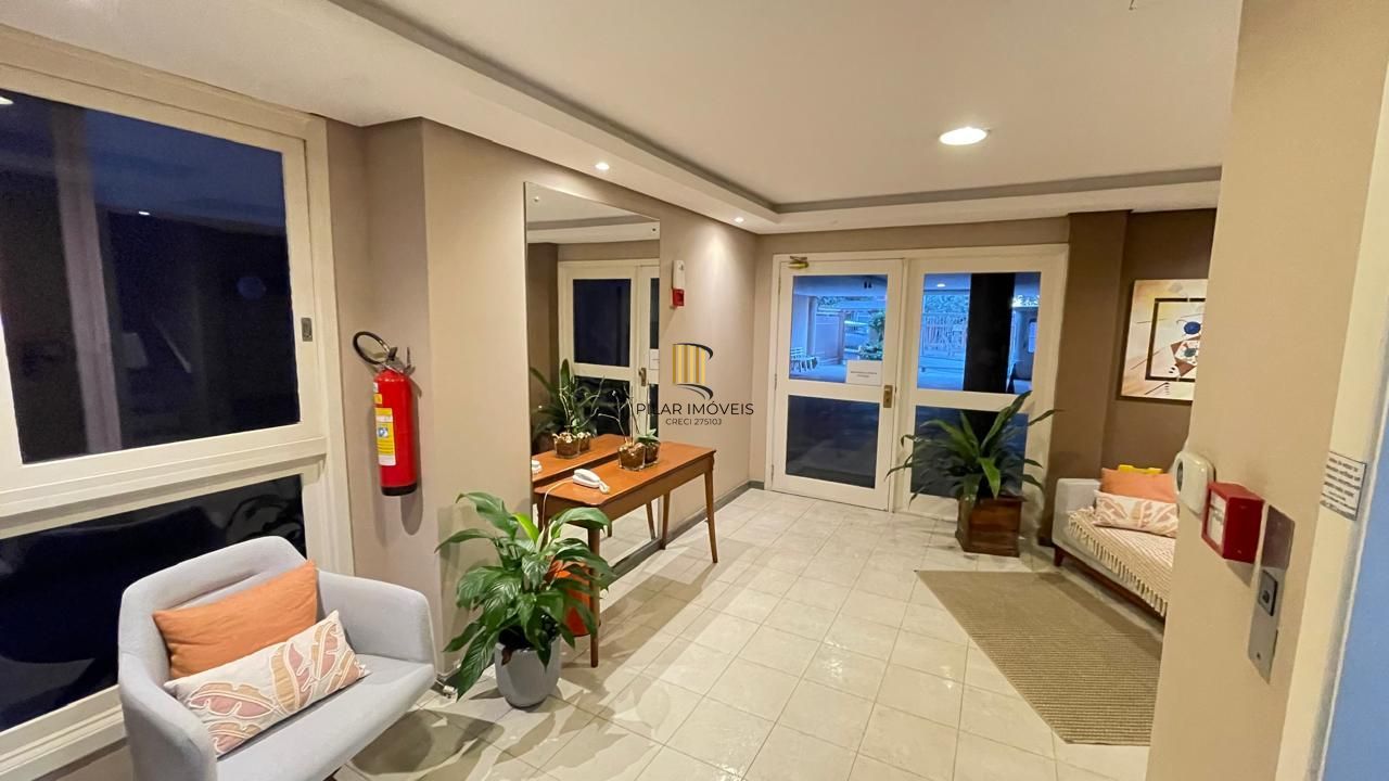 Cobertura duplex com piscina privativa, lareira e vista exclusiva