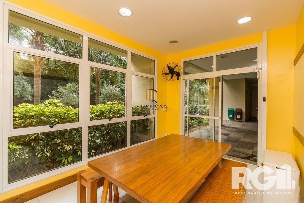 Apartamento 2 dormitórios no bairro Jardim Lindóia