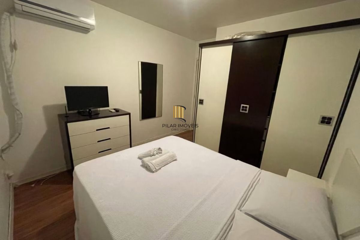 Apto 1 dorm mobiliado  41m², 1 Vaga Coberta - Partenon