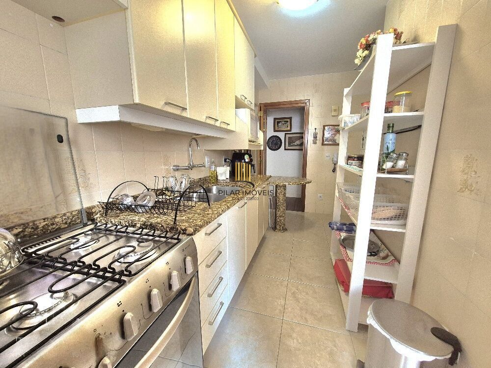 Apartamento 3 dormitórios no bairro Mont Serrat