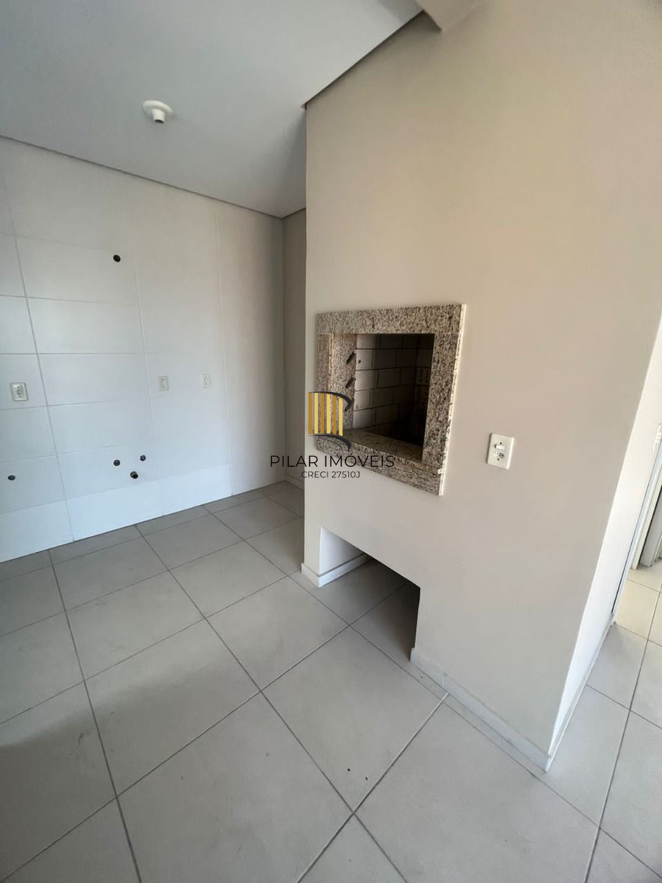 Apartamento 2 dormitórios no bairro Vila Regina