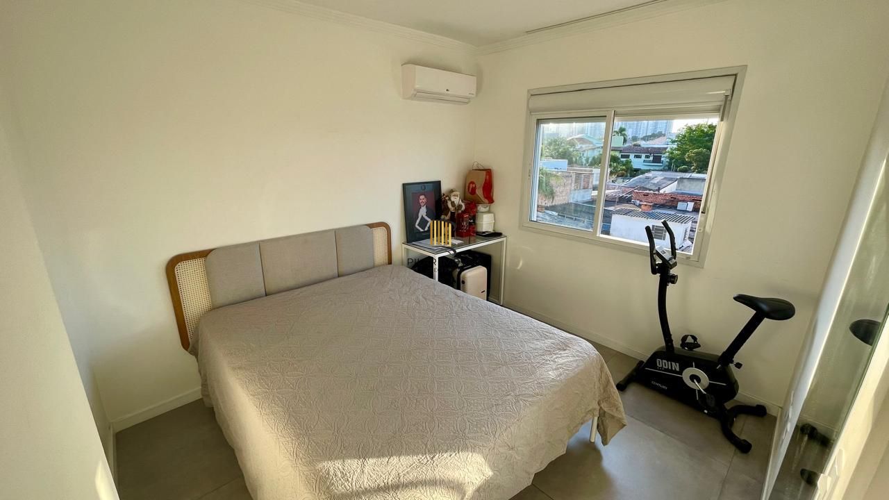 Apartamento 2 Dorm Mobiliado com Vaga e Elevador