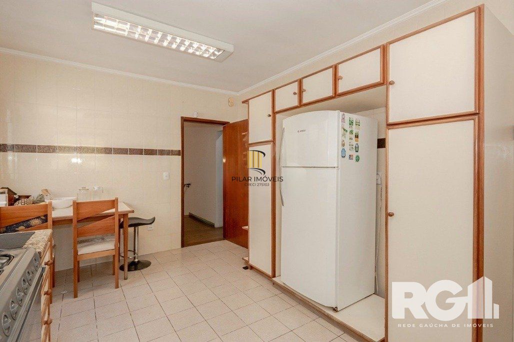 Casa 4 dormitórios no bairro Jardim Itu
