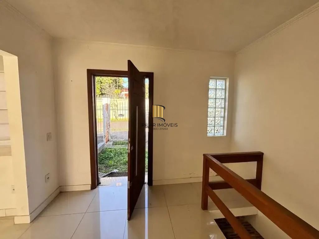 Casa com Vista Privilegiada e 2 Vagas no Jardim Floresta