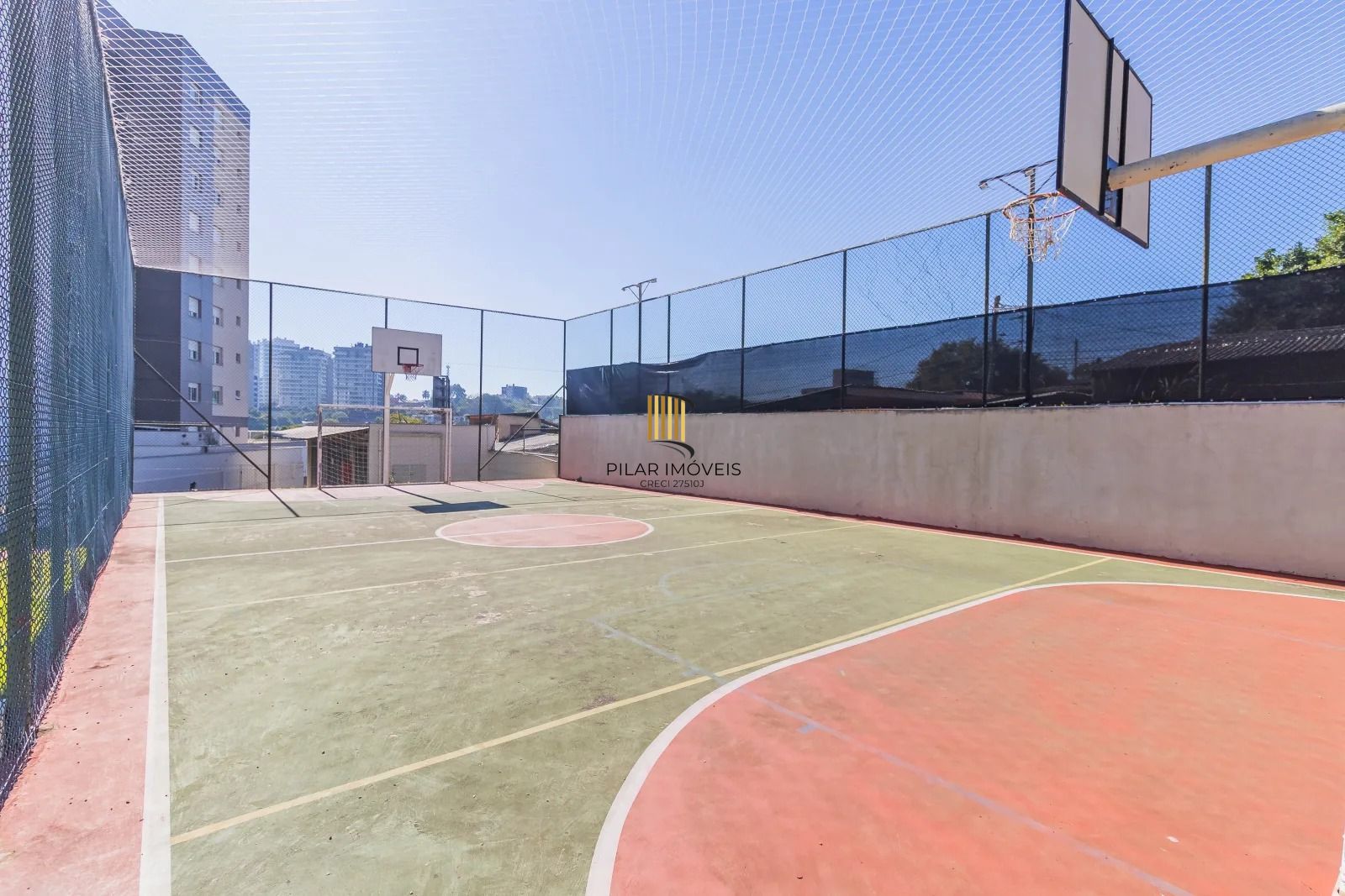 Apartamento Garden com 178m², 3 quartos, 1 suíte, 2 vagas, no bairro Chácara Das Pedras