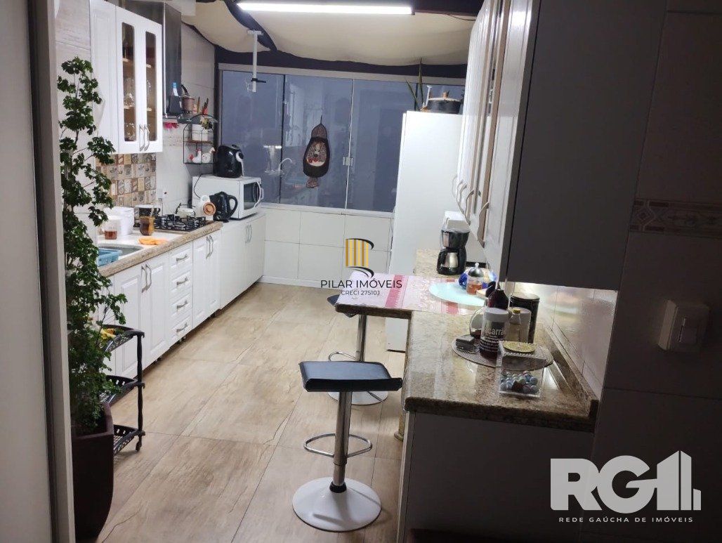Apartamento 110m² privativos 3 dormitórios, churrasqueira e Elevador - Rua Elias Bothome, Jardim Itu Sabará,