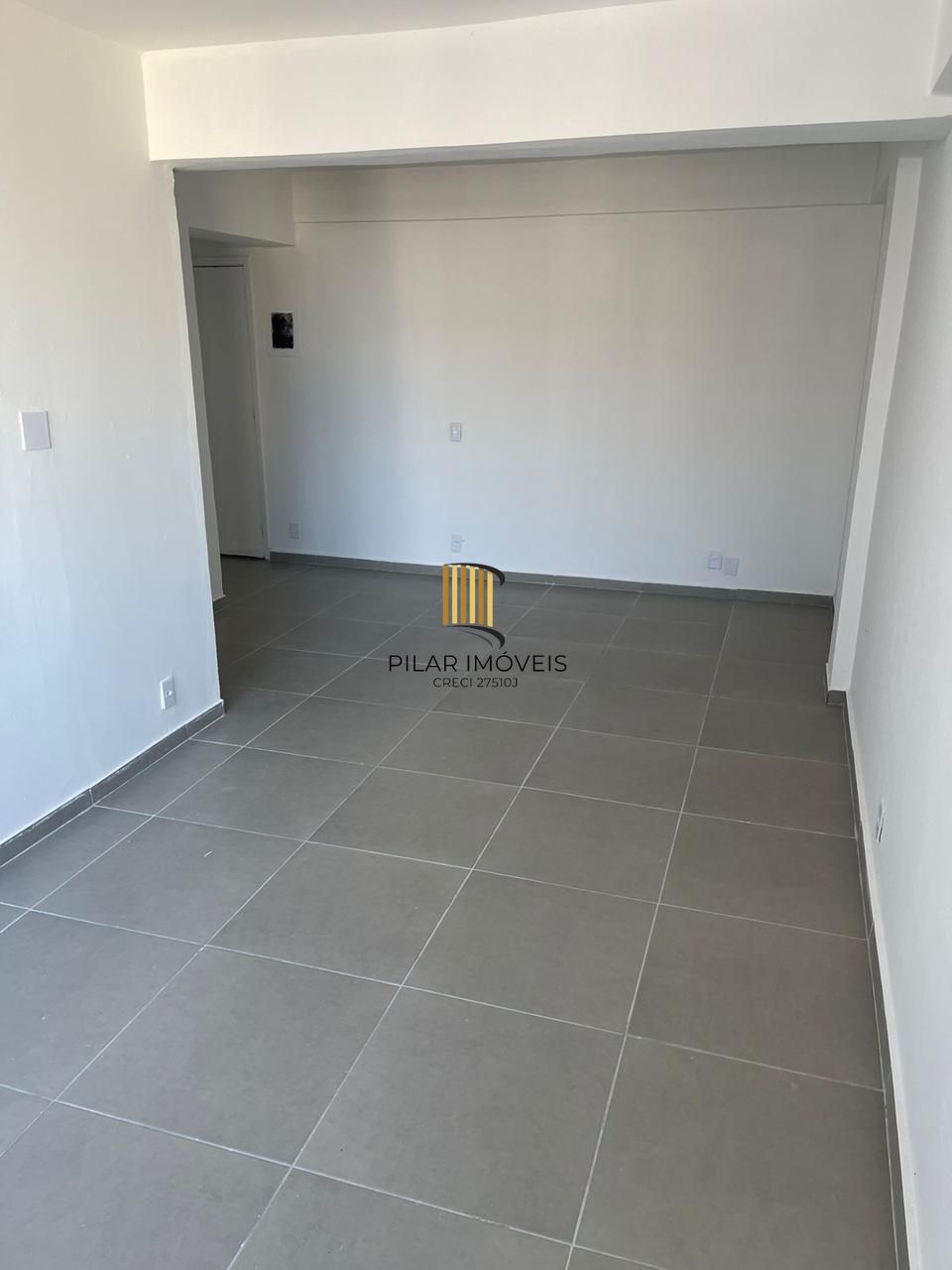 Sala Comercial 1 dormitório no bairro Centro Histórico