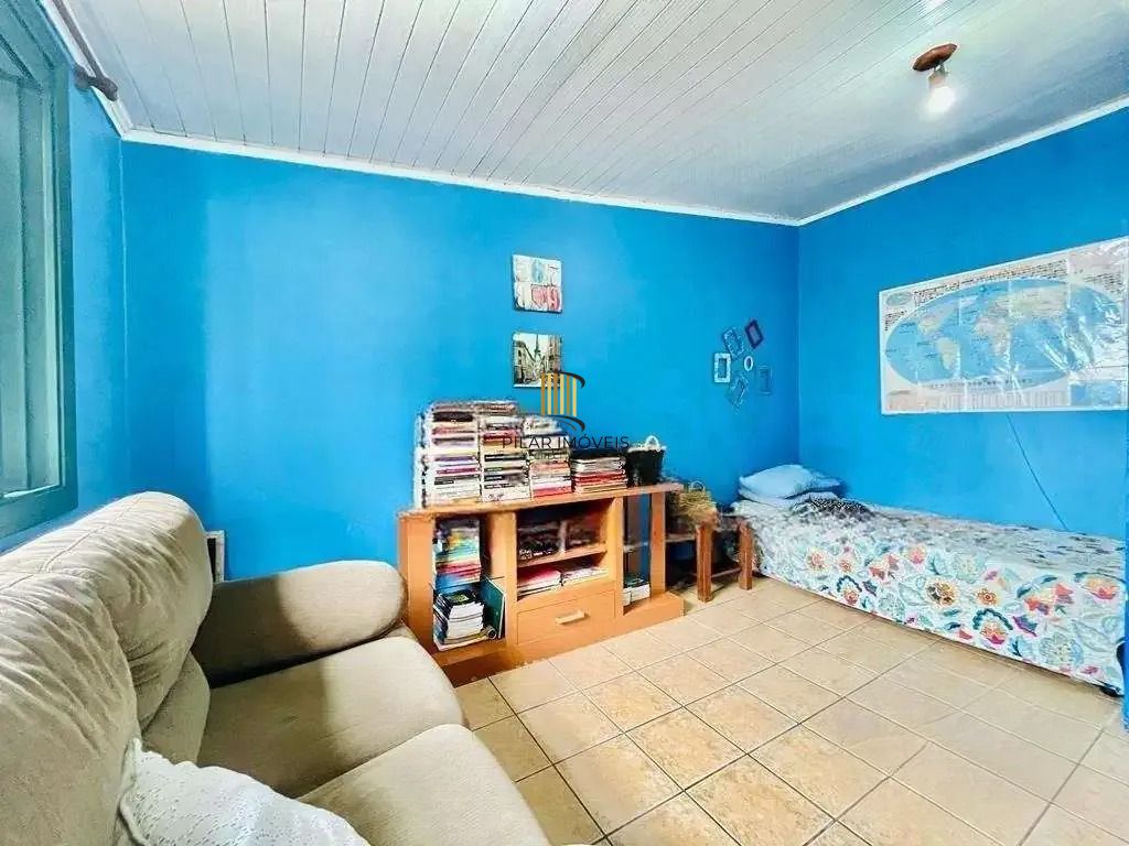 Casa térrea com 307m², 3 dormitórios, 2 suítes, 3 vagas.