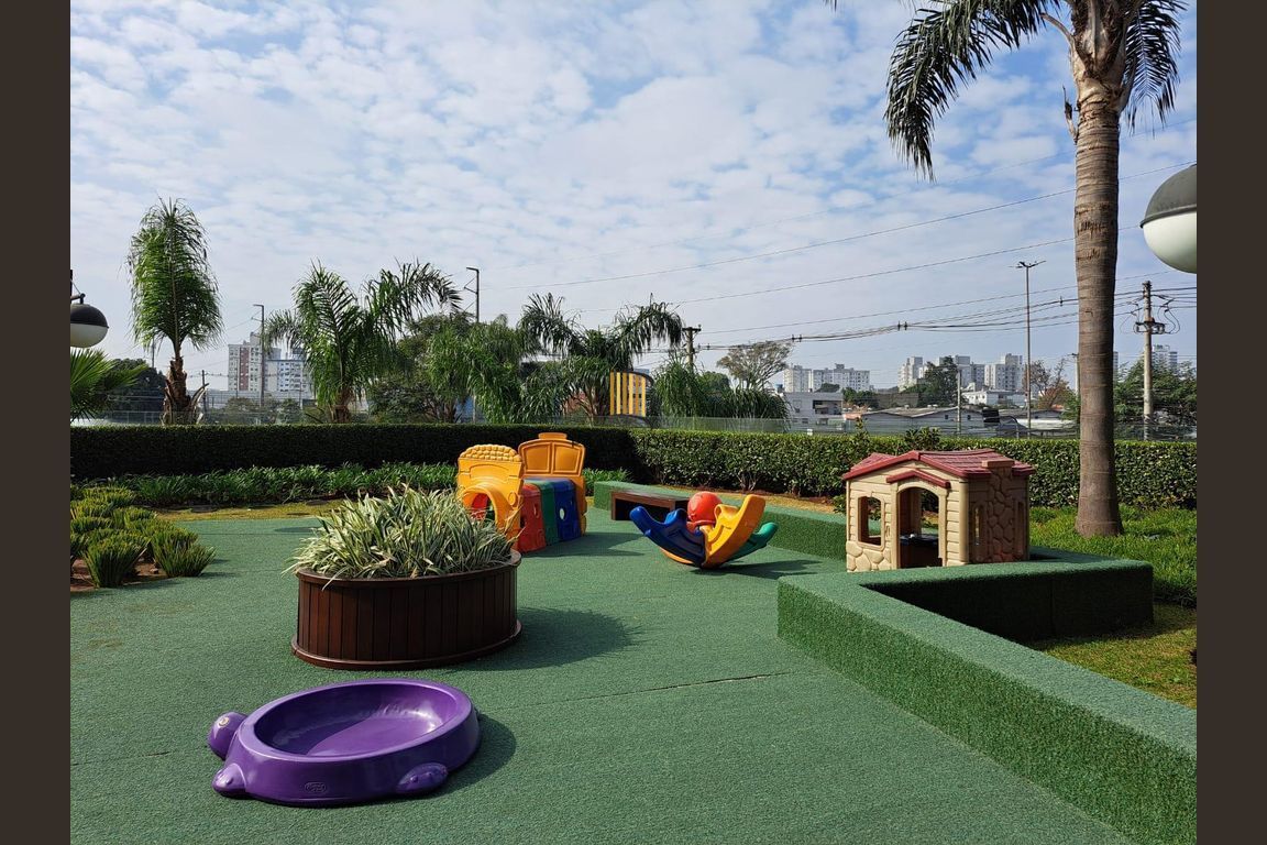 Apartamento garden semimobiliado 2 dormitórios, e vaga pra 2 carros.