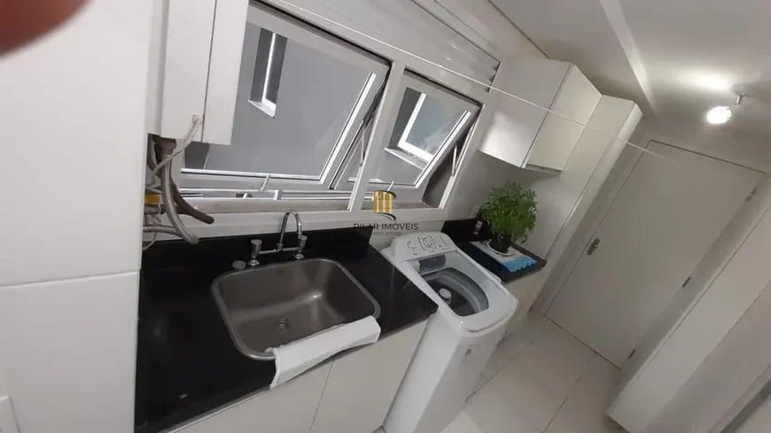 Apartamento 3 dormitórios no bairro Menino Deus