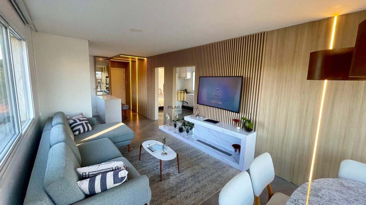 Apartamento 2 Dorm Mobiliado com Vaga e Elevador