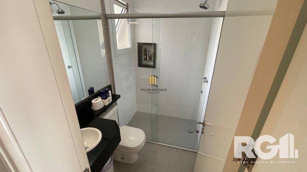 Casa 4 dormitórios no bairro Vila Ipiranga