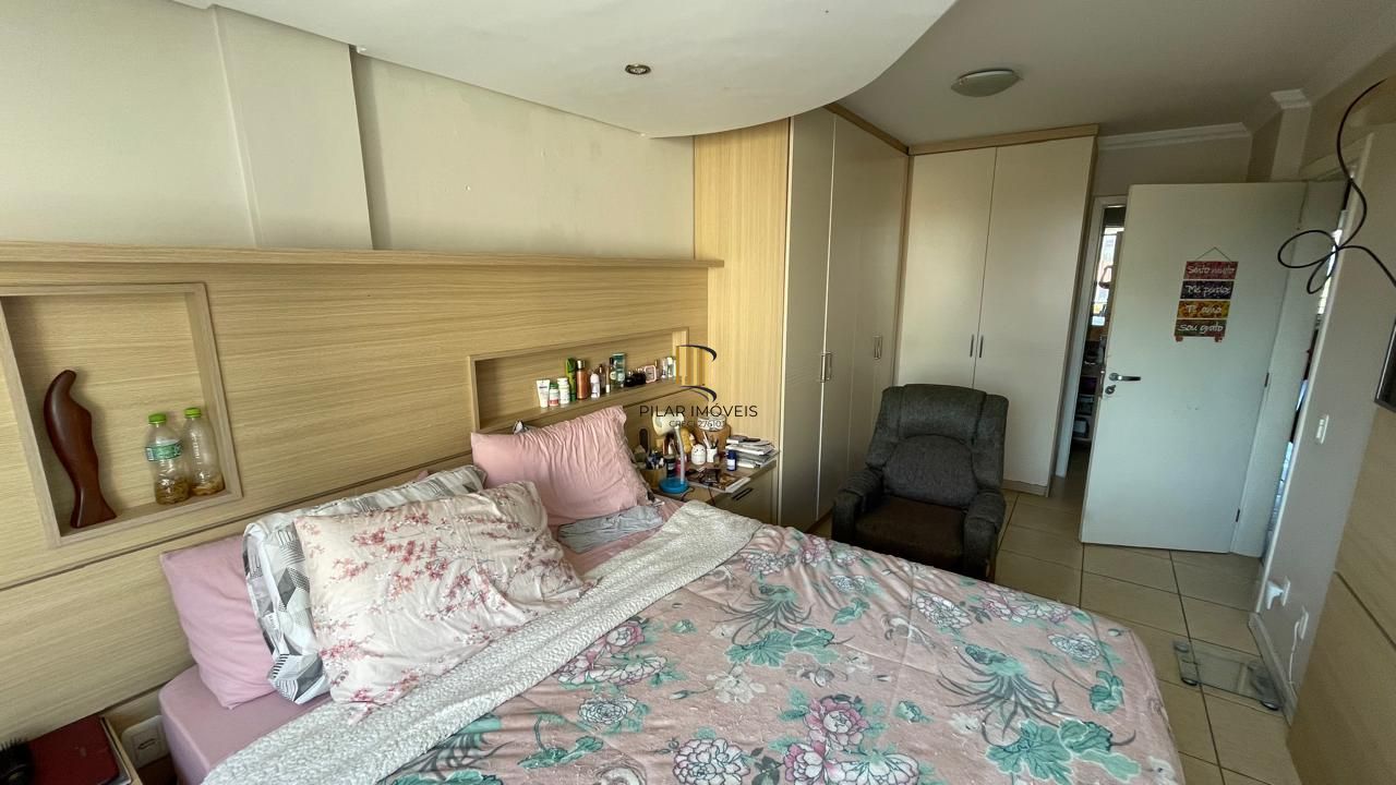 Apartamento 3 dormitórios no bairro Vila Ipiranga