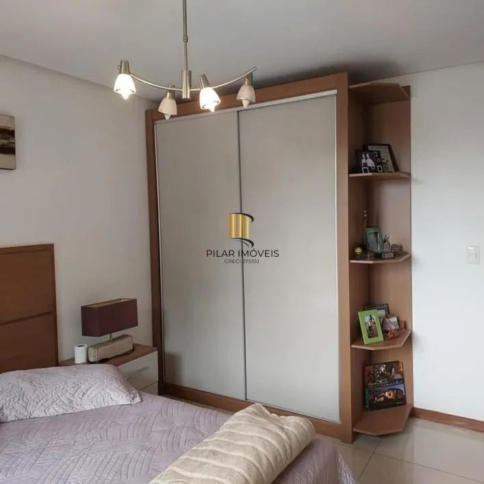 Sobrado com 3 dormitórios, terraço e espaço gourmet no São Sebastião – POA