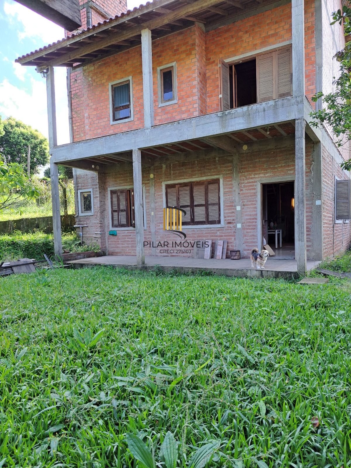 Sobrado 200m² privativos, 4 dormitórios 1 suíte e 2 vagas cobertas - Gravataí