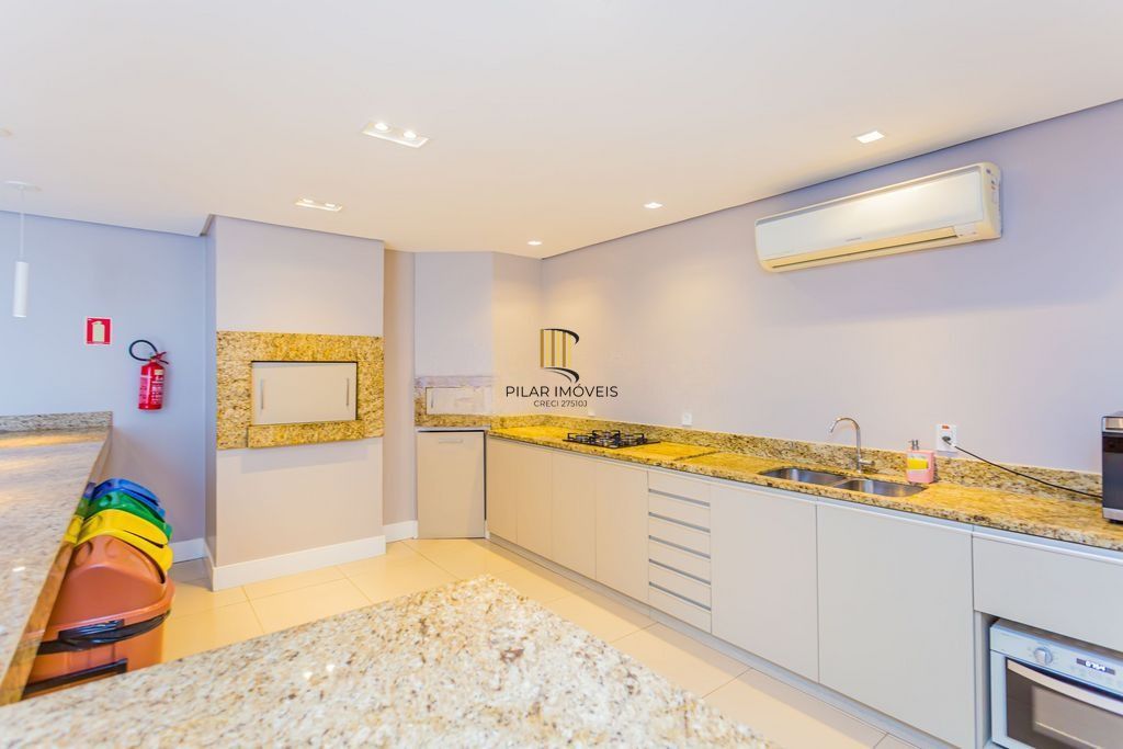 Apartamento alto padrão com 3 dorms e 2 vagas na Av. Andaraí