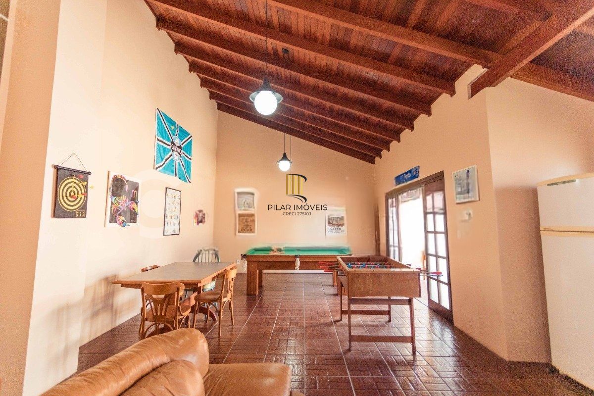 Casa semi-mobiliada com 3 suítes e amplo salão de festas no Cristo Redentor