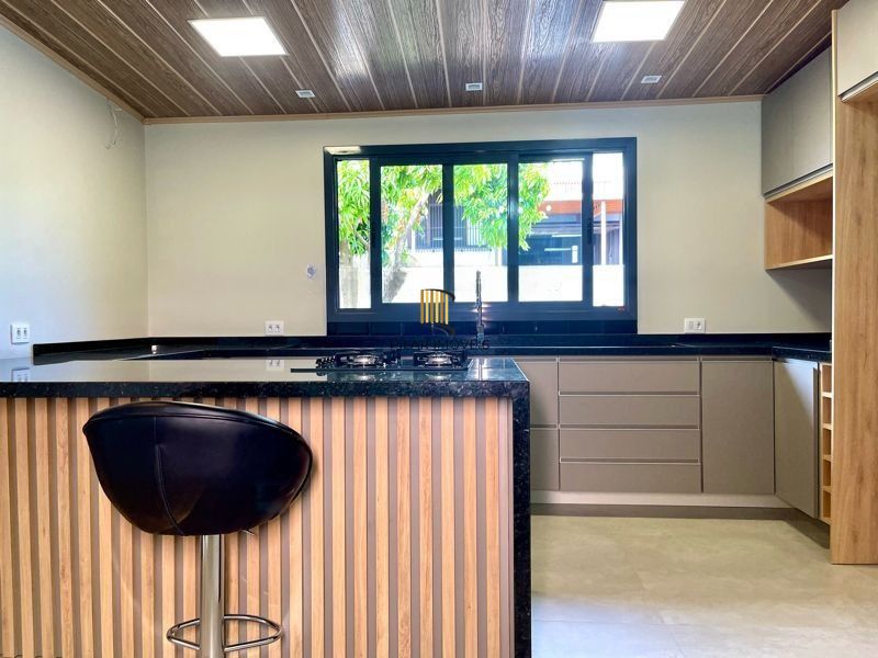 casa terra pátio gigante