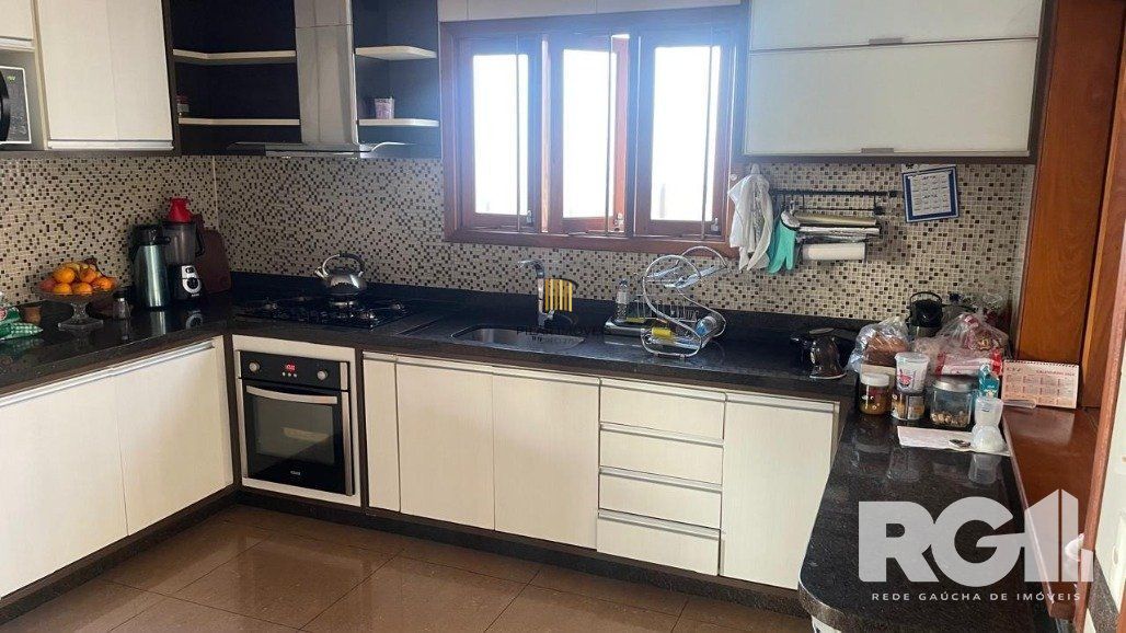 Casa 4 dormitórios no bairro Jardim Sabará