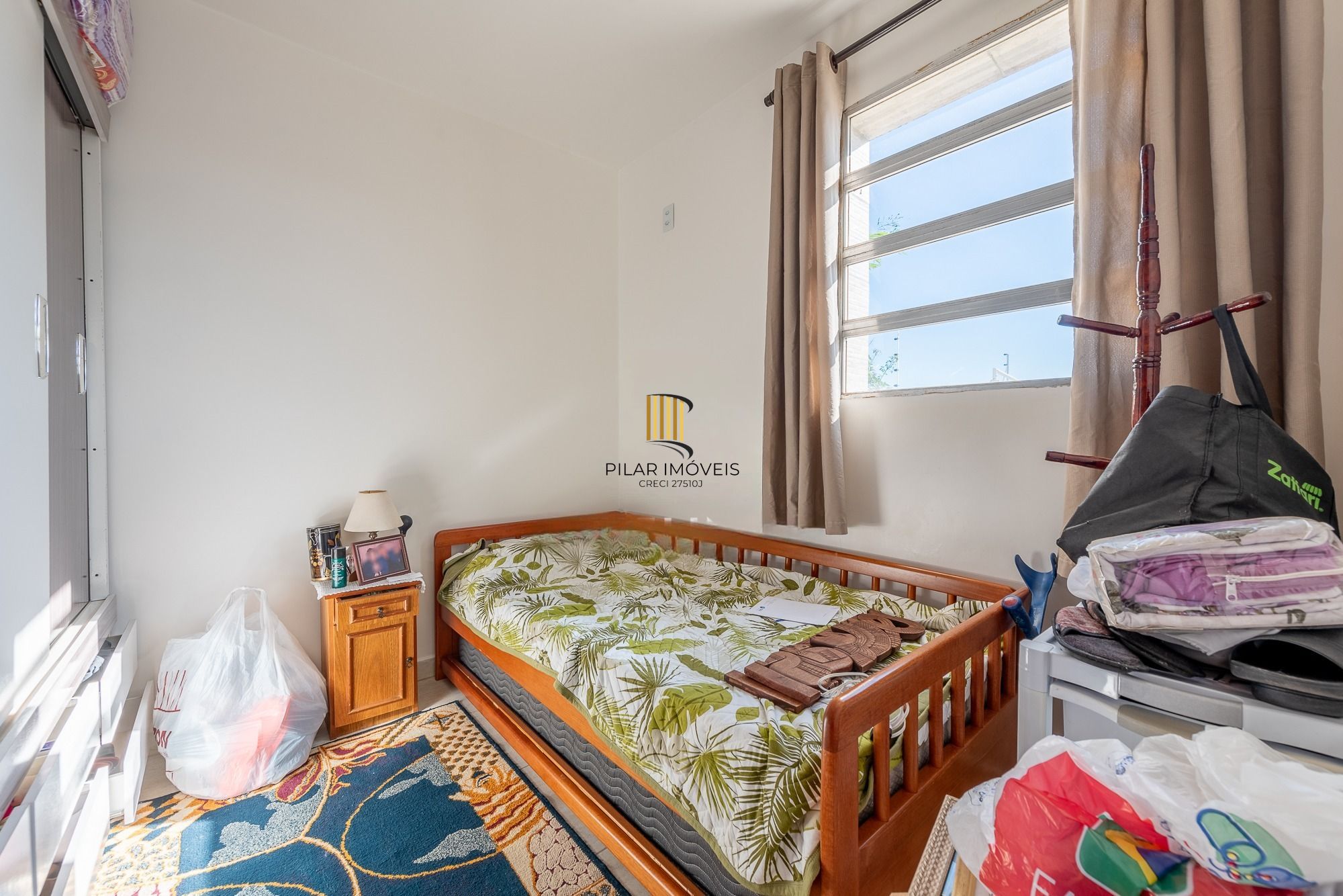 Casa com 5 Dormitórios, Suíte Master e Piscina no Jardim Planalto