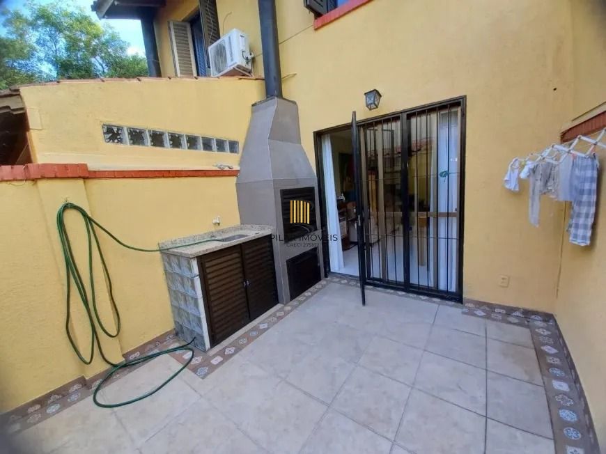 Casa de 3 Andares com Pátio e Churrasqueira Próxima ao Bourbon Country