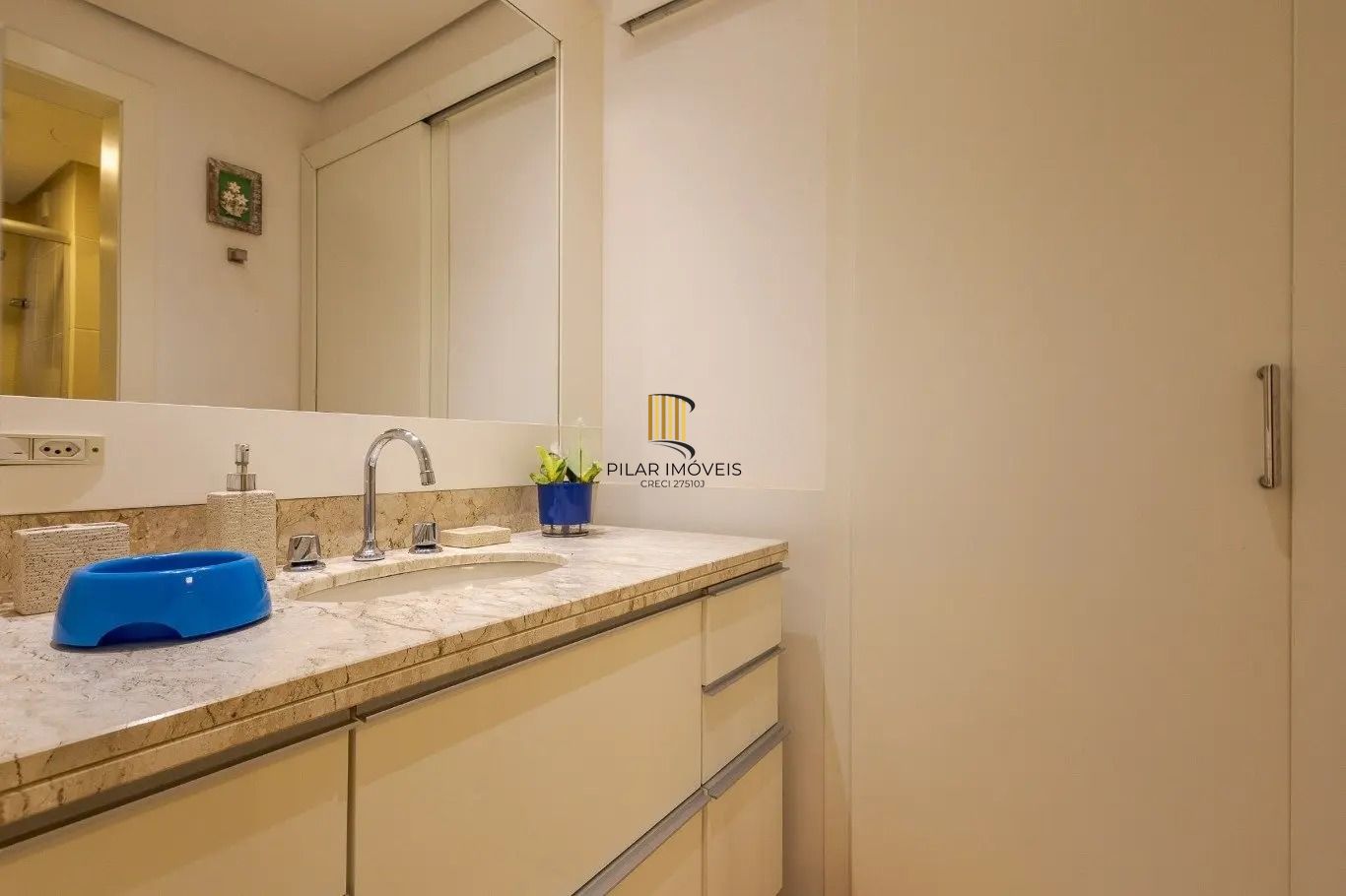 Apartamento 3 dormitórios no bairro Mont Serrat