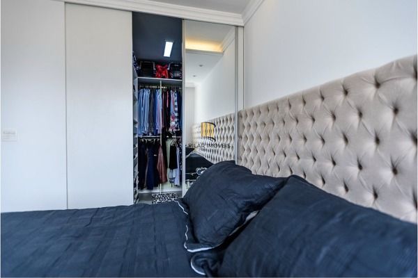 Apartamento reformado 3 dormitórios com vista aberta no Mont Serrat