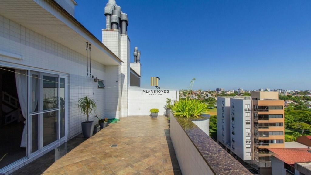 Cobertura mobiliada com piscina e vista 360° no Jardim Planalto – POA